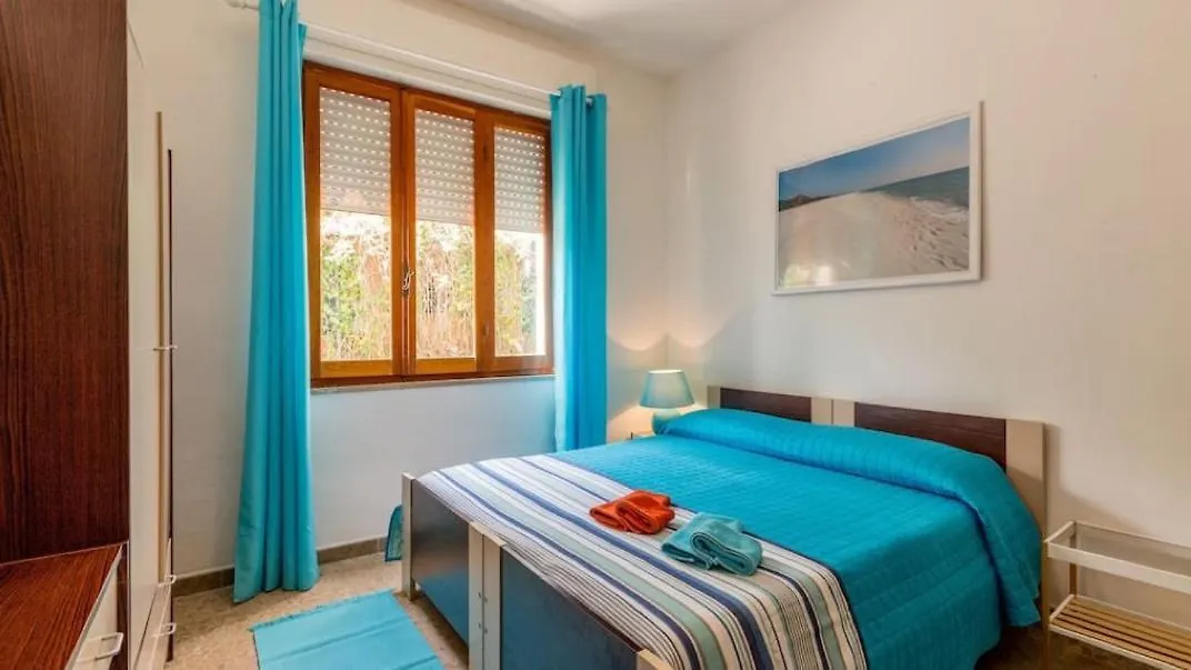 Family Holiday House By The Sea La Caletta