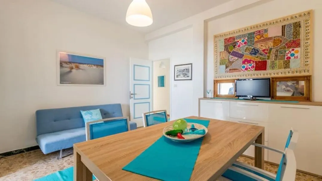 Apartment Family Holiday House By The Sea La Caletta