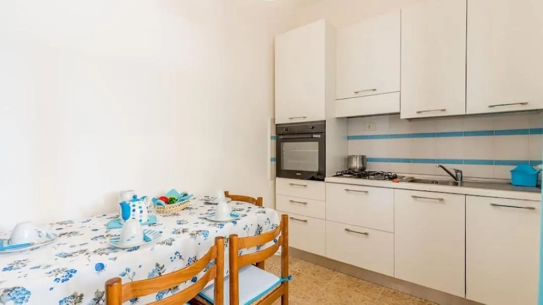 Apartment Family Holiday House By The Sea La Caletta